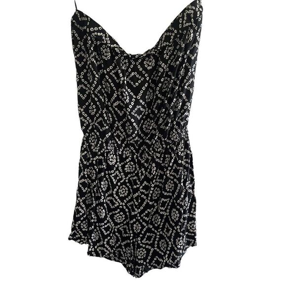 Angie Black White Strapless Romper Shorts Women’s Size Medium Small Pockets - Picture 1 of 3